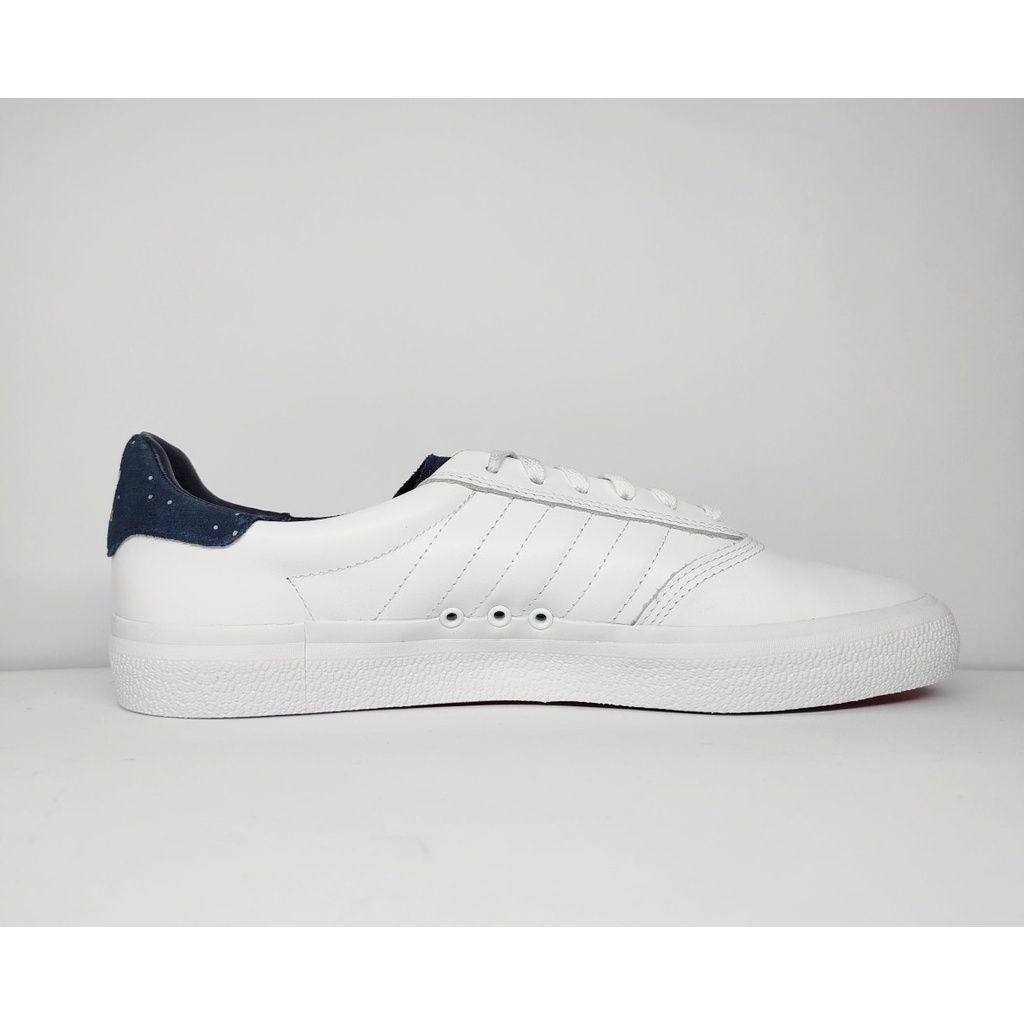 Zapatillas Adidas Originals 3MC DONNELLLY 11US صالة كلاسيك Zapatillas Adidas Originals 3MC DONNELLLY 11US صالة كلاسيك
